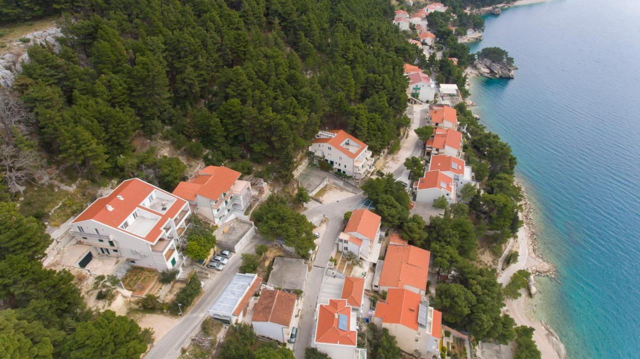 Apartments Jadranko Brela Exterior foto
