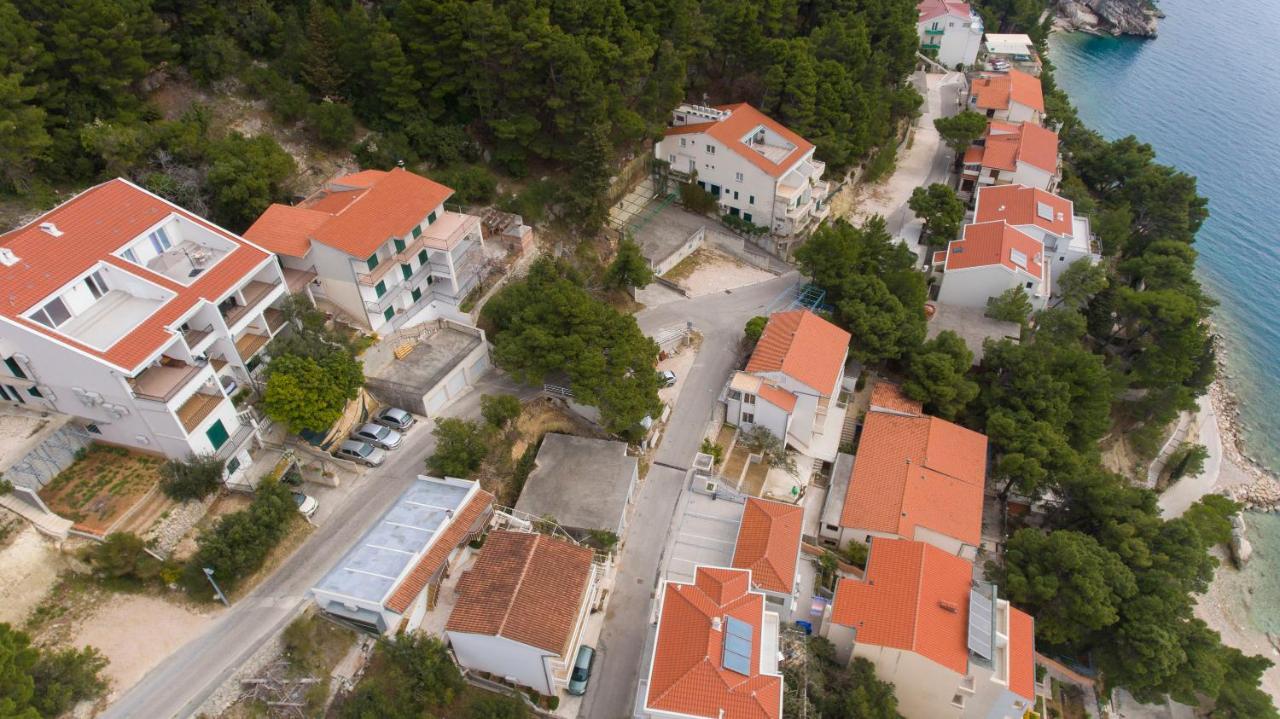 Apartments Jadranko Brela Exterior foto